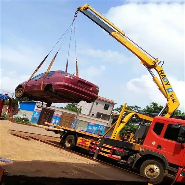 石家庄井陉矿吊车救援小汽车怎么吊